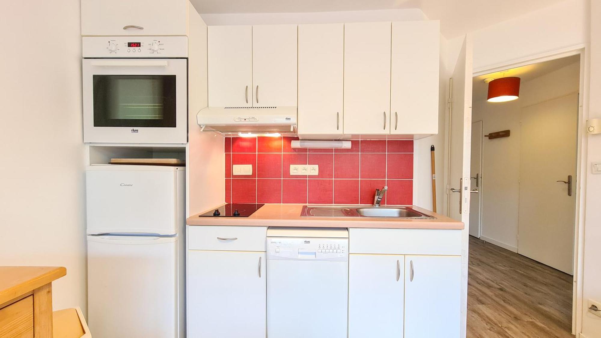 Les Pleiades Aparthotel 3*